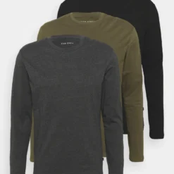 Pier One Longsleeve - Black/Dark Grey/Olive -Pier One-Winkel b4d996d7053e490480baa53d482fec18 scaled