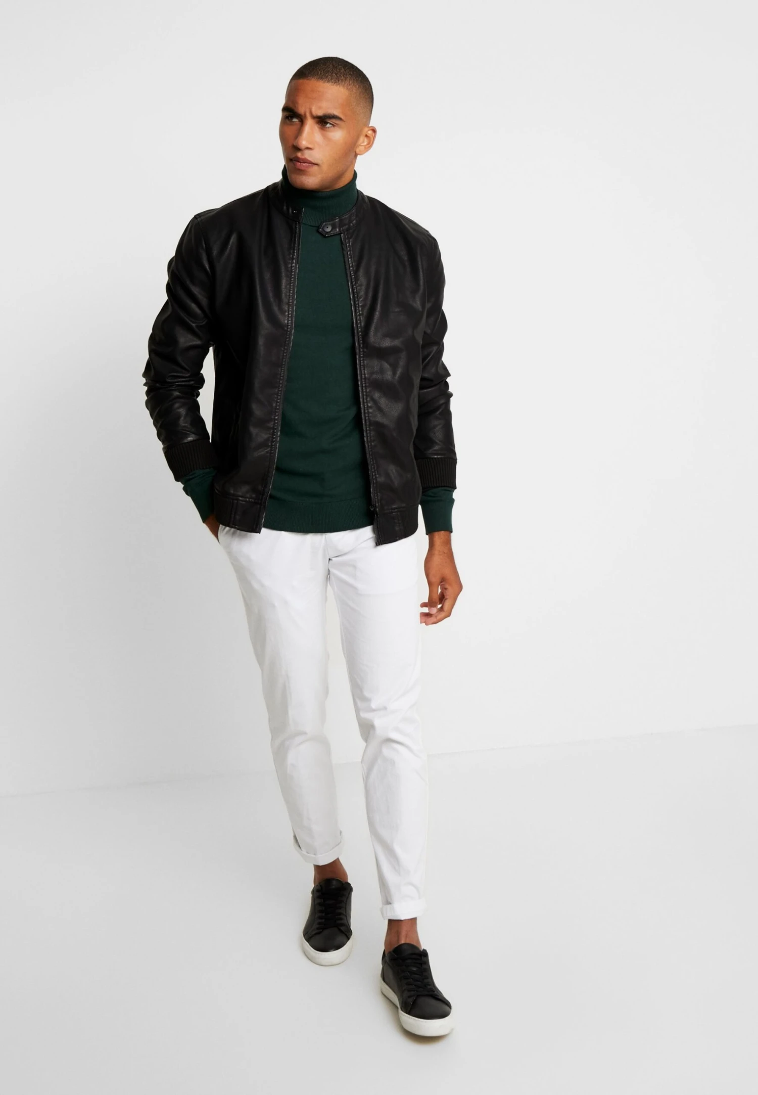 Trui - Dark Green Pier One Trui - Dark Green -Pier One-Winkel b54b5da8fedd4697a74404058ab245ca scaled