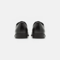 Pier One Unisex - Veterschoenen - Black 4 Pier One Unisex - Veterschoenen - Black -Pier One-Winkel b846a586737c460ba30d8534aa2eb2d7 scaled
