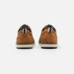 Pier One Sportieve Veterschoenen - Cognac 4 Pier One Sportieve Veterschoenen - Cognac -Pier One-Winkel bd7cec4d6b33444ca2903685b2e42a37 scaled
