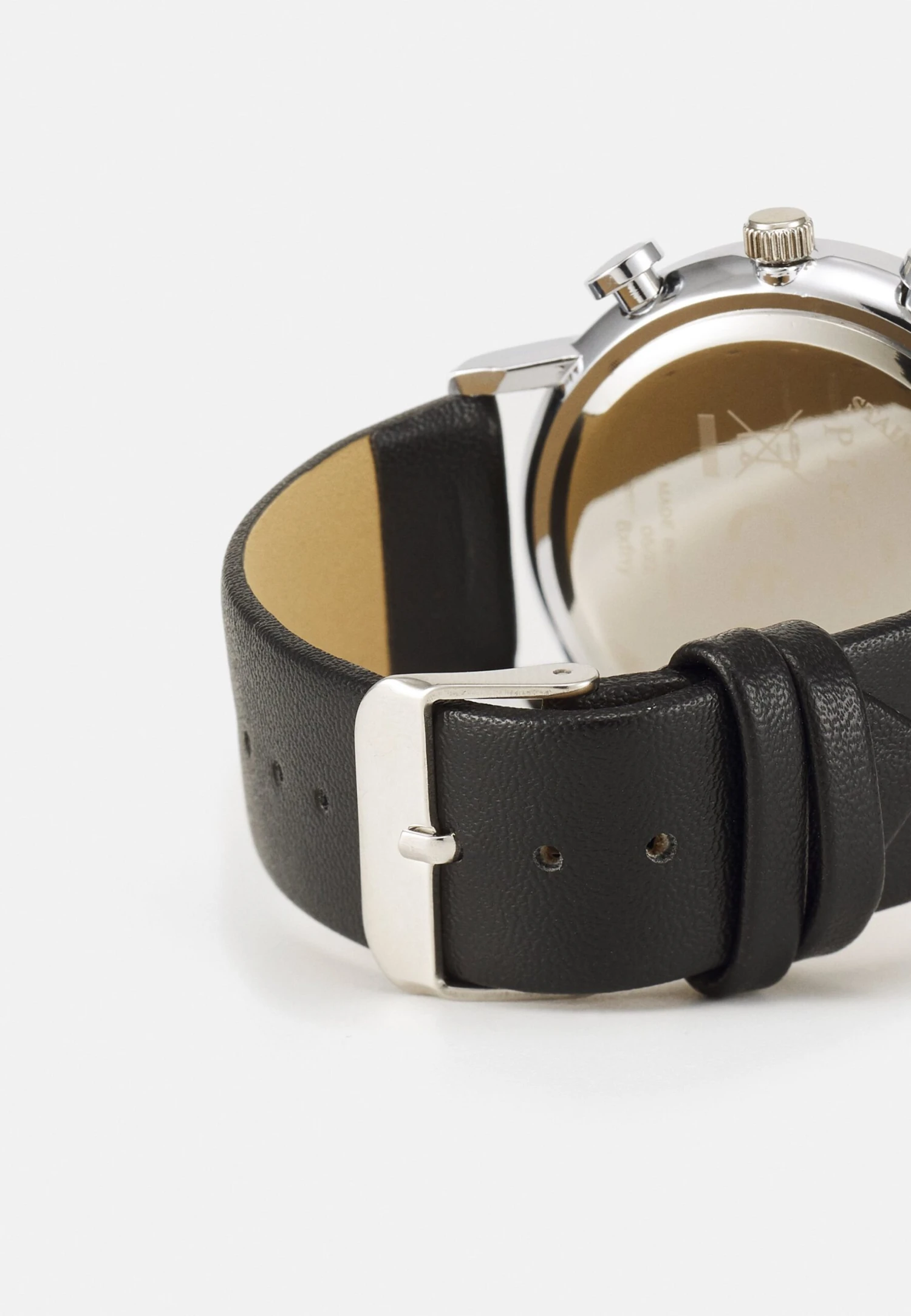 Set - Horloge - Black Pier One Set - Horloge - Black -Pier One-Winkel c30e33d62f064386a74df8a0c63a27dd scaled