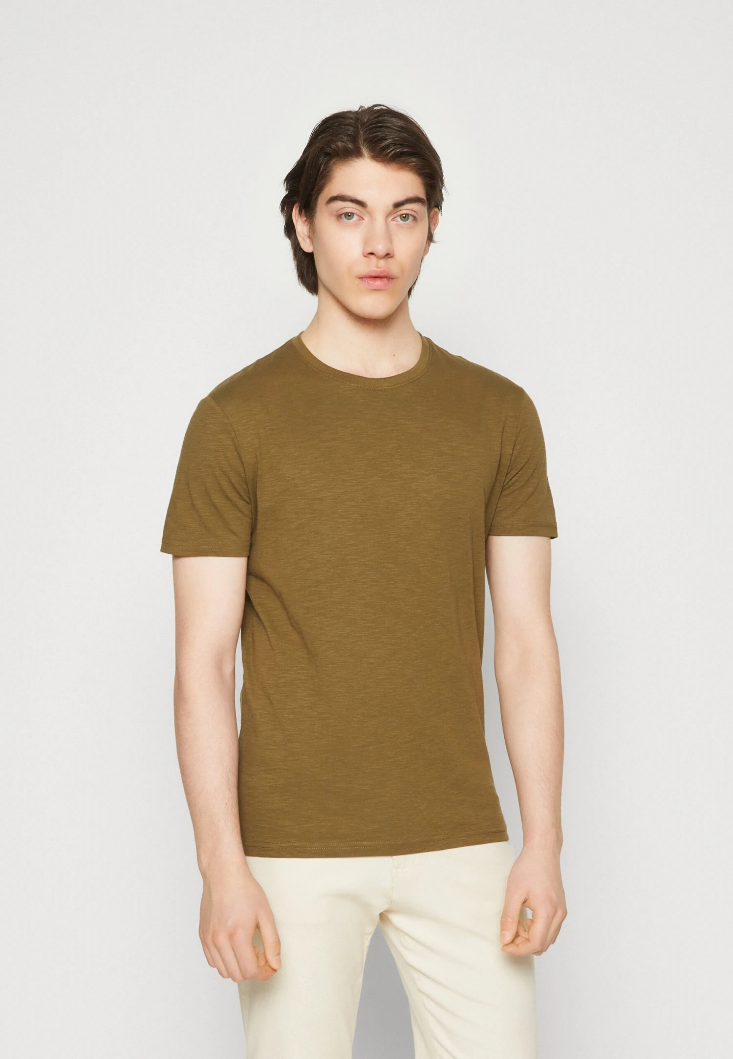 5 Pack - T-Shirt Basic - Black/Light Blue/Khaki/Mint/Beige Pier One 5 Pack - T-Shirt Basic - Black/Light Blue/Khaki/Mint/Beige -Pier One-Winkel c426ff16b2cb4d8c94efd60cc8c27a57 scaled