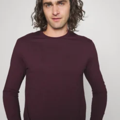 Pier One Pyjama -Dark Blue/Bordeaux -Pier One-Winkel c54af894dc5e444ebbec14e1eec64139 scaled