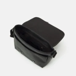 Pier One Unisex - Schoudertas -Black -Pier One-Winkel c8b3267bb4784f2bbcd3cf675ef176e0 scaled