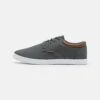 Pier One Unisex - Sneakers Laag - Grey 2 Pier One Unisex - Sneakers Laag - Grey -Pier One-Winkel cc86d06e2b1b4093a6b997ba1b0bda84