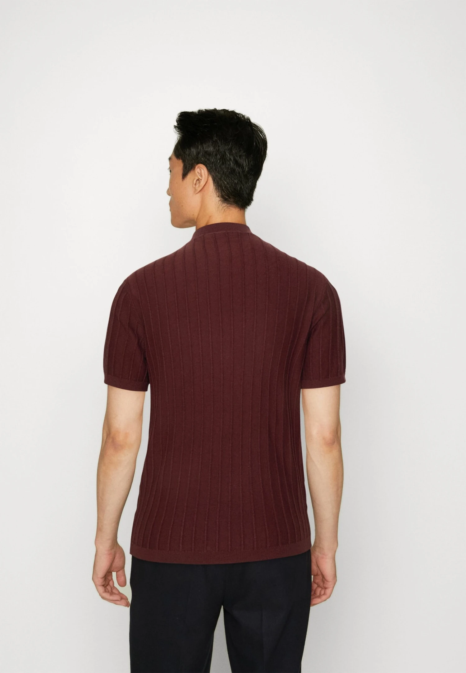 T-Shirt Print - Brown Pier One T-Shirt Print - Brown -Pier One-Winkel d8033e81f9d14b398afd4f3695426fff scaled