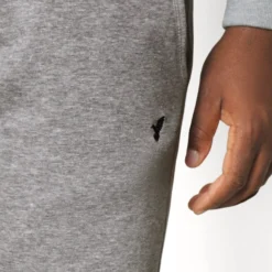 Pier One Trainingsbroek - Grey -Pier One-Winkel d9258362d75a43408459902f56a83f51 scaled