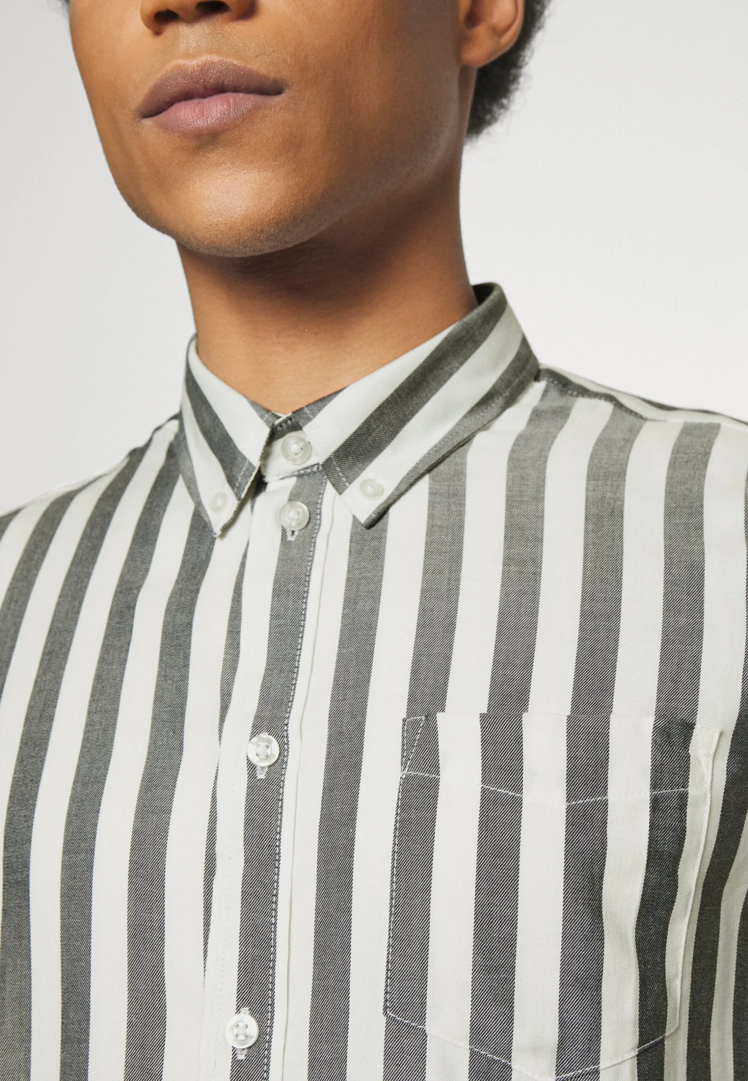 Overhemd - Dark Blue/White Pier One Overhemd - Dark Blue/White -Pier One-Winkel ddc3cb35bb404325ac9cedcae979d801 scaled