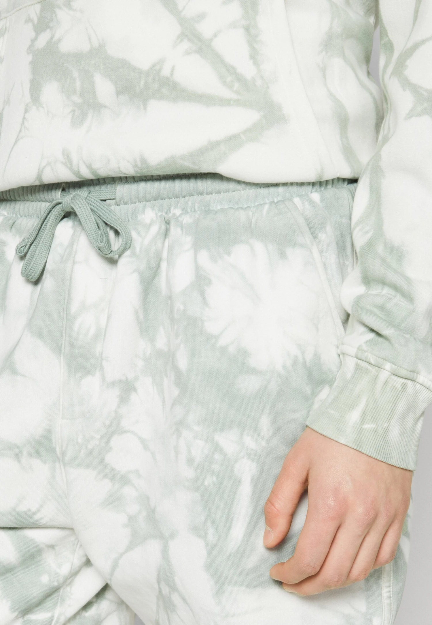 Shorts - Green Pier One Shorts - Green -Pier One-Winkel ddfcbbe17eeb496298c7947389116599 scaled