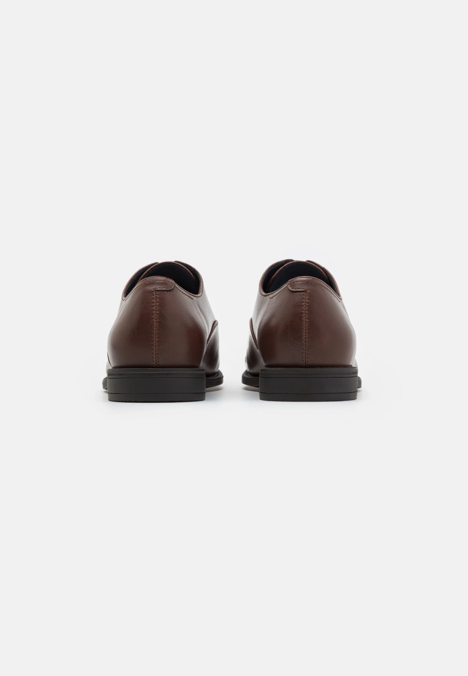 Unisex - Sportieve Veterschoenen - Dark Brown Pier One Unisex - Sportieve Veterschoenen - Dark Brown -Pier One-Winkel def25b02b8464c7bb9962d0b86180f45 scaled