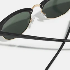 Pier One Unisex - Zonnebril - Black/Green 4 Pier One Unisex - Zonnebril - Black/Green -Pier One-Winkel e1f96fdeaeb540b5afa394ab48bca716 scaled