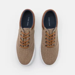Pier One Sneakers Laag - Taupe -Pier One-Winkel e9072030cb6f46b8b971518332e5e666 scaled