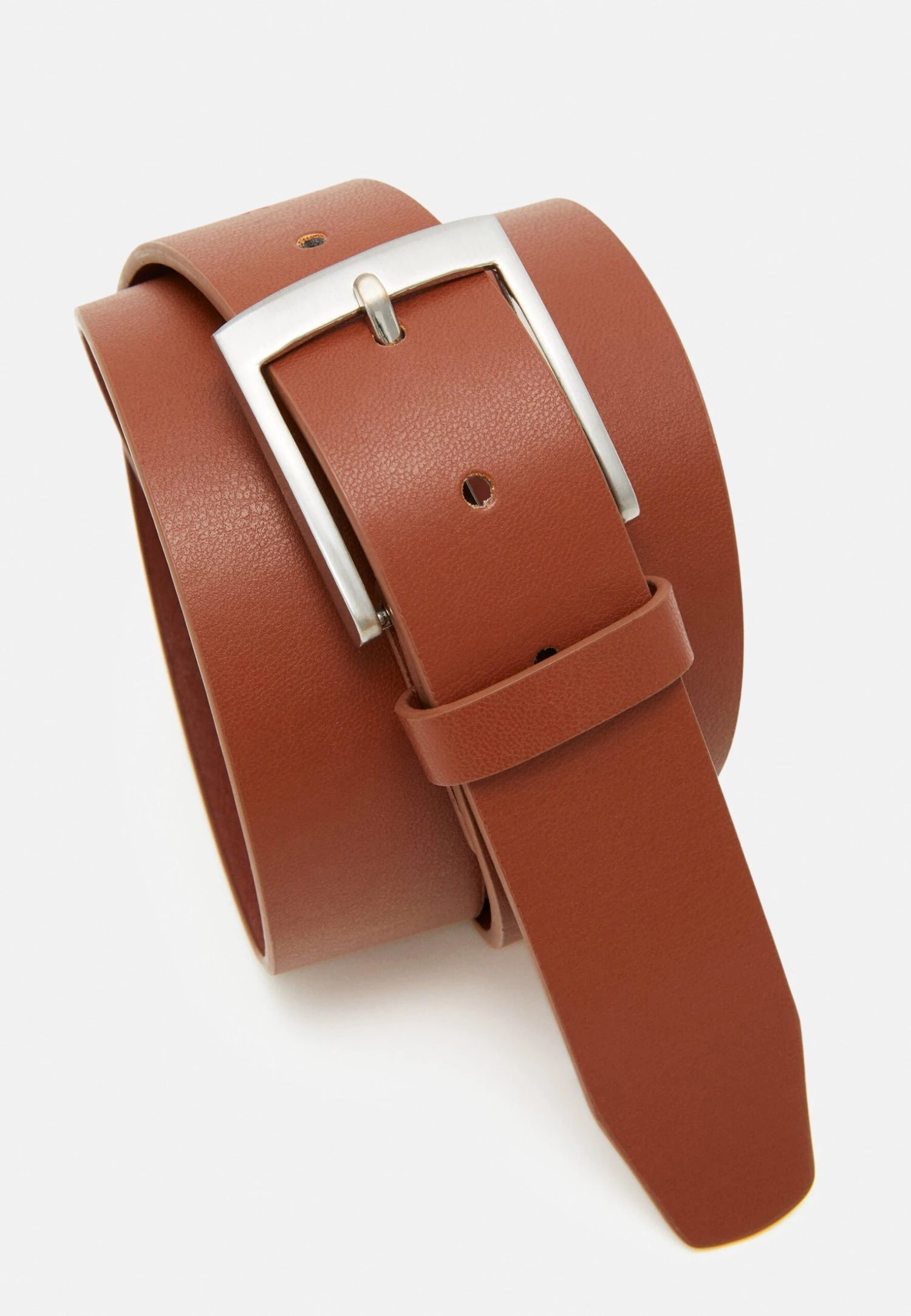 Riem - Brown Pier One Riem - Brown -Pier One-Winkel e9a3a40b4ad94615bfb61c7376544366 scaled