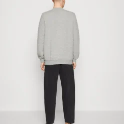 Pier One Sweater - Grey -Pier One-Winkel f8ad48c00c0a42569720e7e36cf2556b scaled