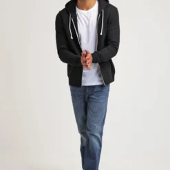 Pier One Sweater Met Rits - Black -Pier One-Winkel fb5d3722bb2e417d8d1c79c781652f1f