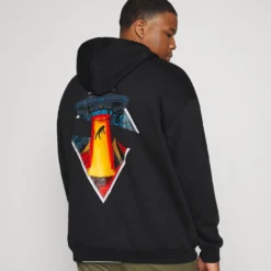 Pier One Hoodie - Black