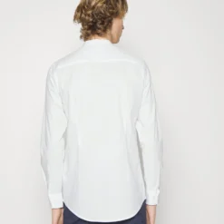 Pier One Muscle Fit Stand- Overhemd - White -Pier One-Winkel fed8051148f04849b6540356856197d6 scaled